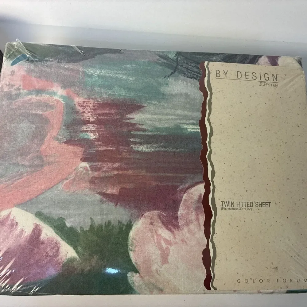 NIP JC Penney By Design Reflections Twin Flat Sheets Size 90” X 102”